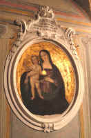 24_-_Cappella_di_San_Giovanni_-_Madonna_con_bambino_-_Particolare.jpg (40125 byte)